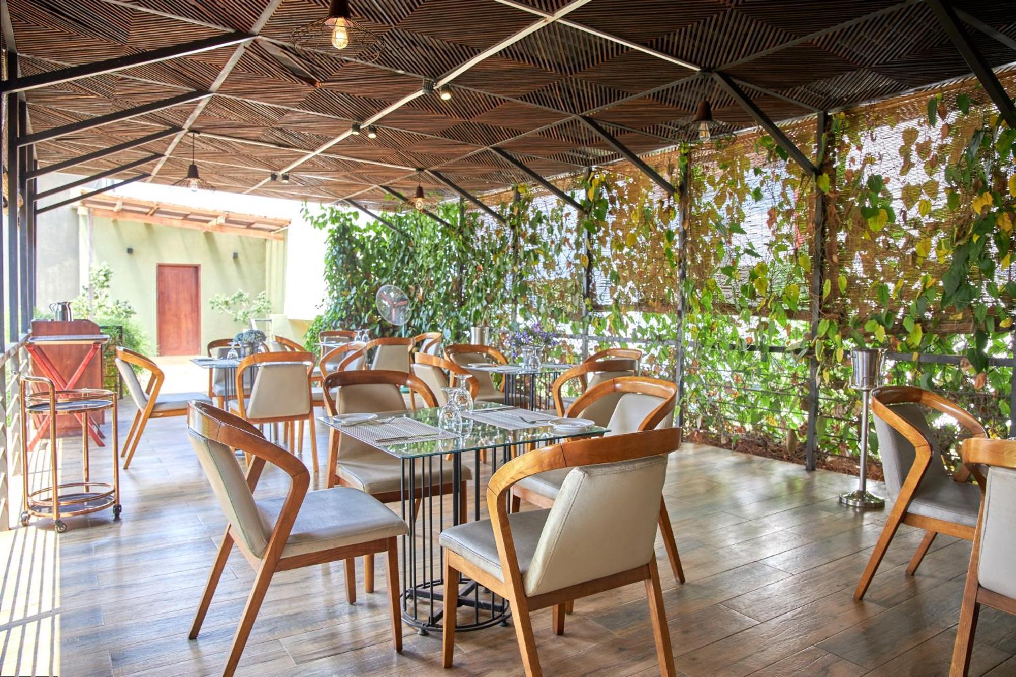 Seahorse Hotel & Spa Negombo Zewnętrze zdjęcie